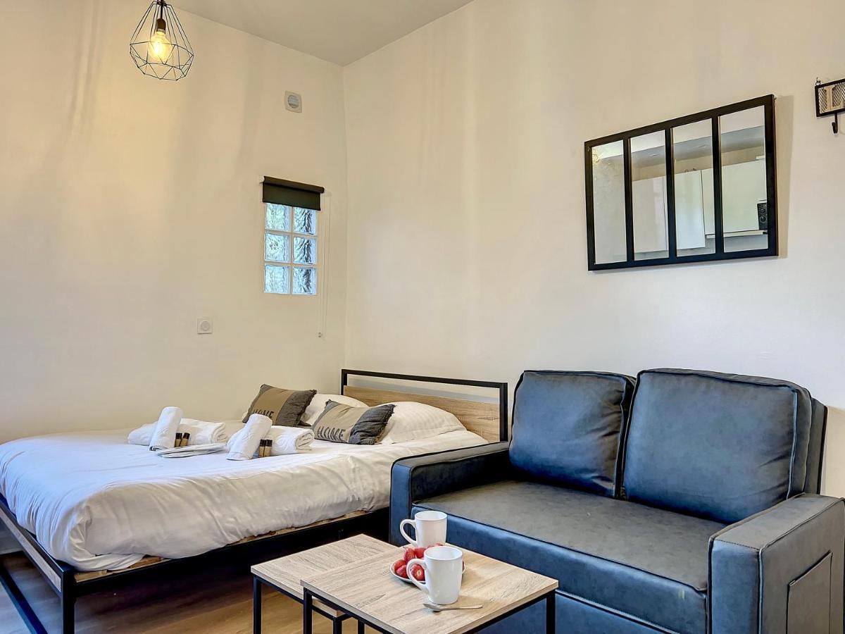 Rose Apartment *